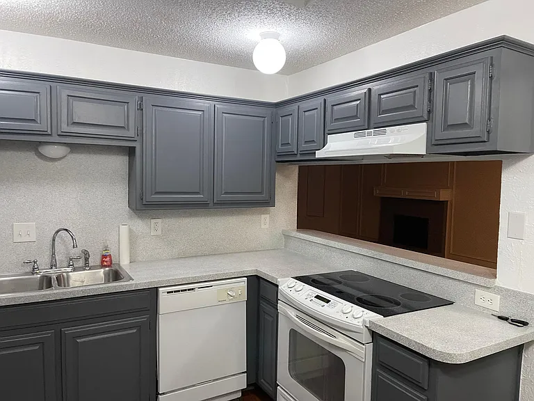11816 Garden Terrace Dr — Photo 9