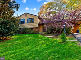 4728 Redfern Ct, Annandale, VA 22003