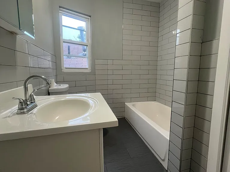 113 Ocean Ave #5.1 — Photo 2