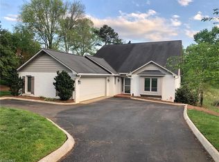 172 S River Hill Dr, Bermuda Run, NC 27006