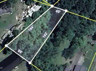 Hampton Dr, Elizabethton, TN 37643