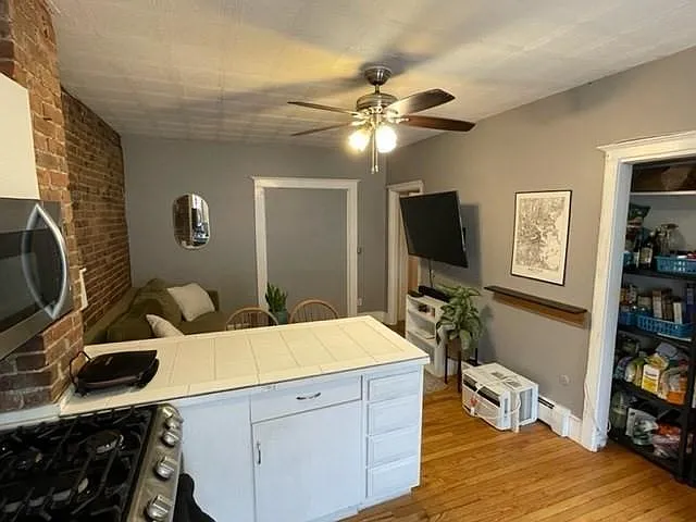 66 Russell St #1 — Photo 9