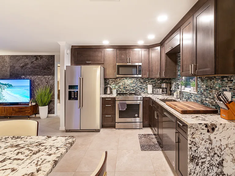 3576 Pandora Ave — Photo 18