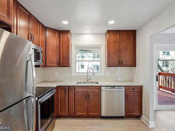 4th image of 12016 Trossack Rd