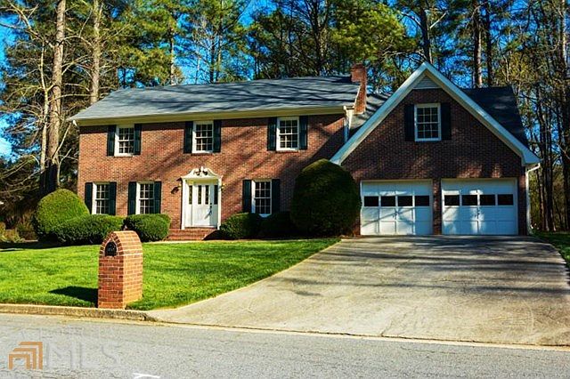 1st image of 3741 Charlescrest Dr