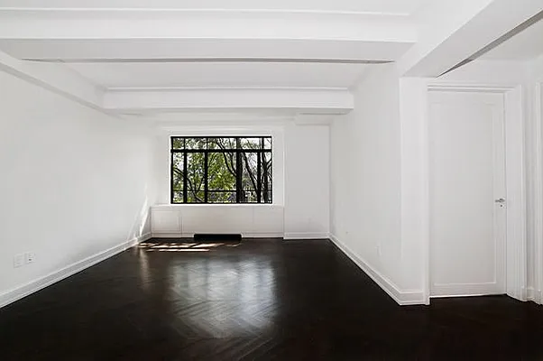 Rented by Compass | media 9