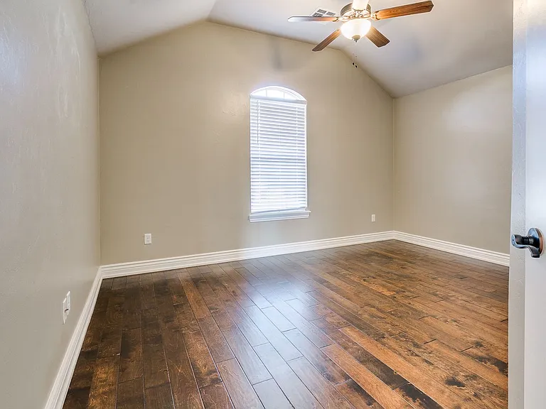 19217 Garden Creek Ln — Photo 23
