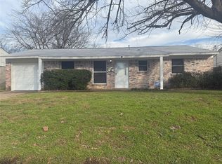 1520 Meadows Dr, Plano, TX 75074