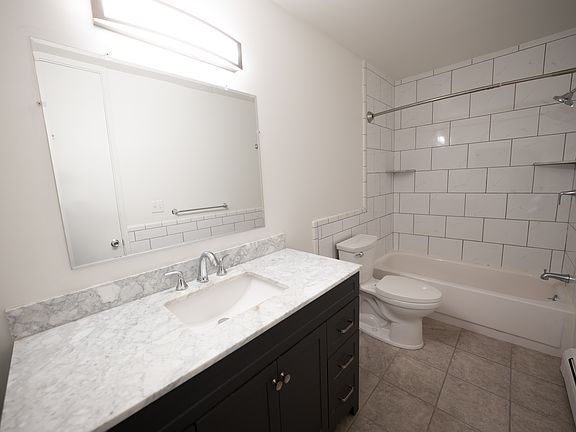 3rd image of 3134 Greenfield Rd #7A