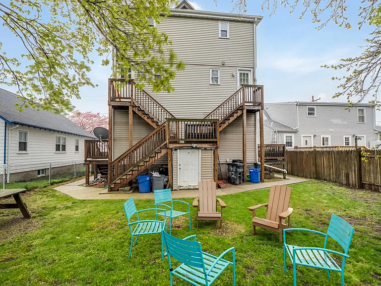 148 Brook Rd #2 — Photo 36