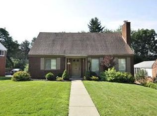 828 Wainwright Dr, Pittsburgh, PA