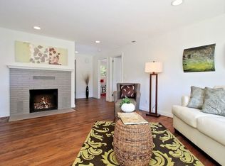 5609 26th Ave SW, Seattle, WA 98106