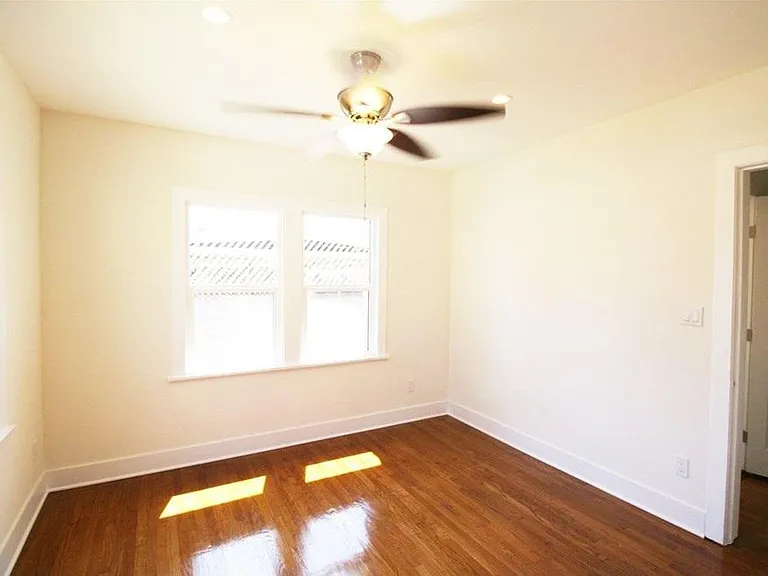 856 W Colorado Blvd — Photo 12