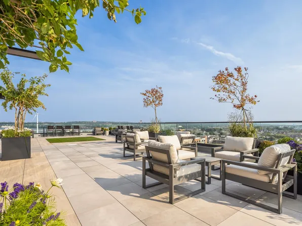 285 Broadway image 12 of 17