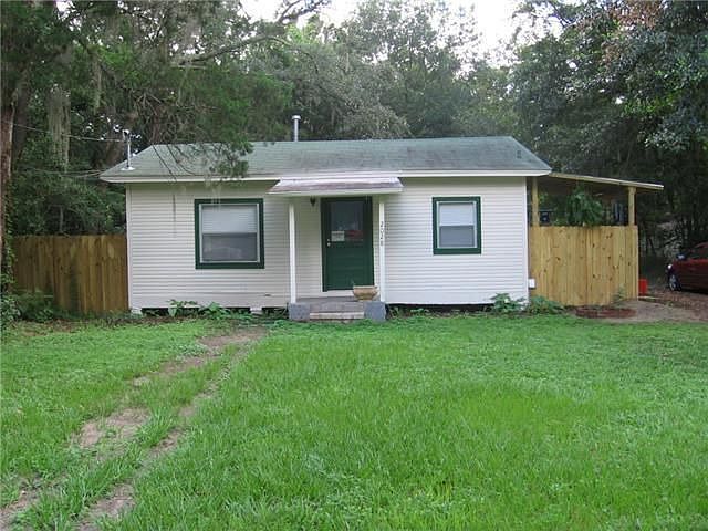 2nd image of 2028 NW 34th Ave