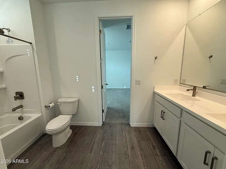 4248 W Brenley Dr — Photo 15