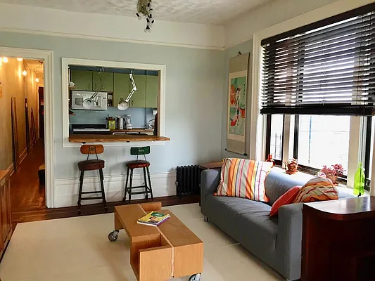 Sold by Living New York | media 2