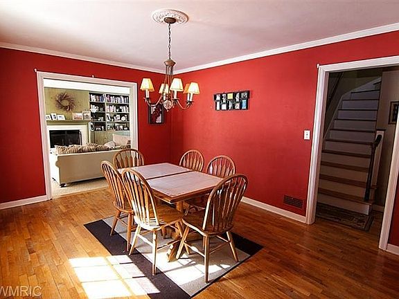 5th image of 111 E 30th St