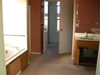 5th image of 1125 SE Windstar Dr
