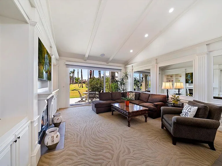 38615 Palm Valley Dr — Photo 23