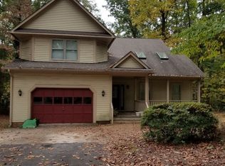 6107 Forest Wood Rd, Midlothian, VA 23112