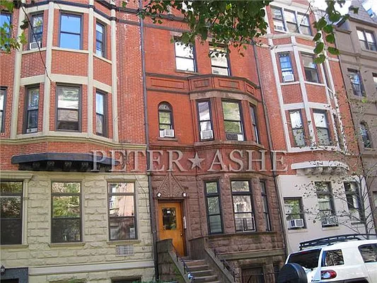 Rented by Peter Ashe | media 3