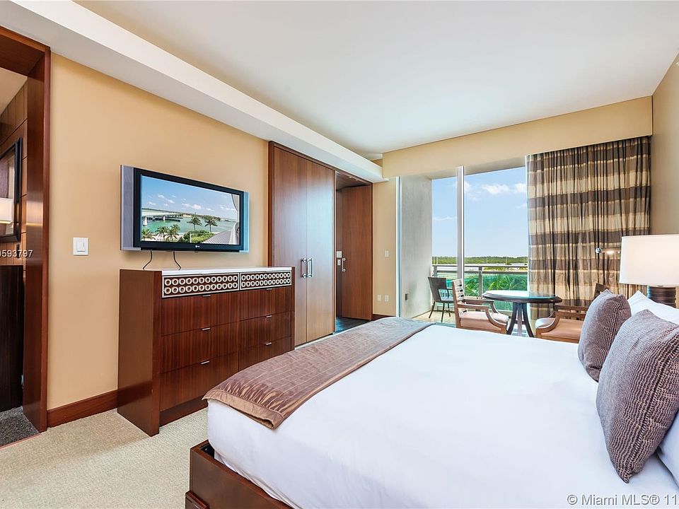 1st image of 10295 Collins Ave #510511