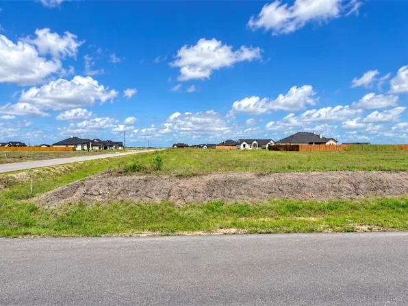 1493 Mariposa Ranch Dr, Corpus Christi, TX 78415