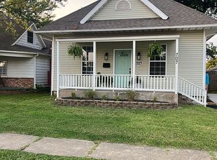 707 Broadway St, Webb City, MO 64870