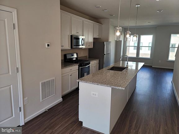 2nd image of 3251 Watershed Blvd
