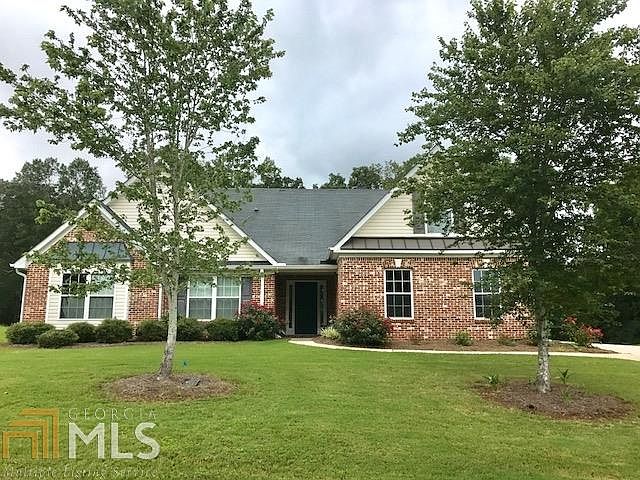 1st image of 149 Oakwood Dr #5