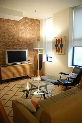 Rented by Skygroup Realty | media 37