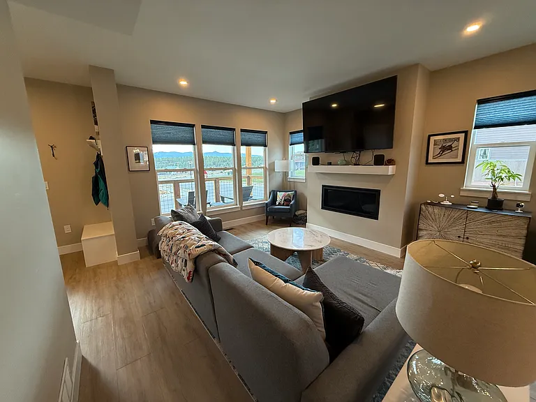 1404 Silver Vault St — Photo 18