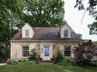 517 58th St, Des Moines, IA 50312