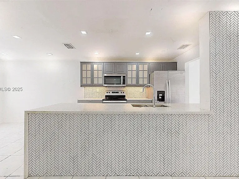 8212 NW 8th Pl #2 — Photo 18