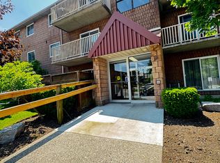 1590 Ernest Ave #302, London, ON N6E 2V4