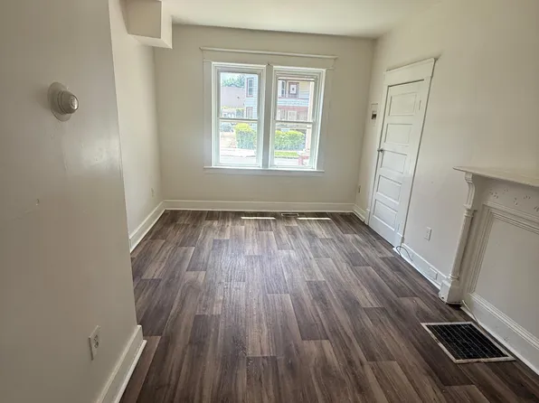 813 Bridge St #1, Schenectady, NY 12303