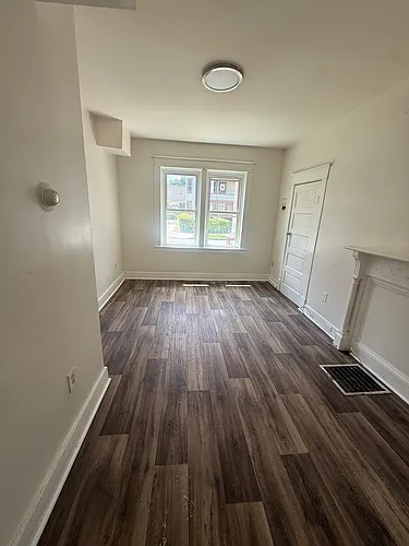 813 Bridge St #1 Photo 1