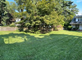 4008 Lexington St, Harrisburg, PA 17109