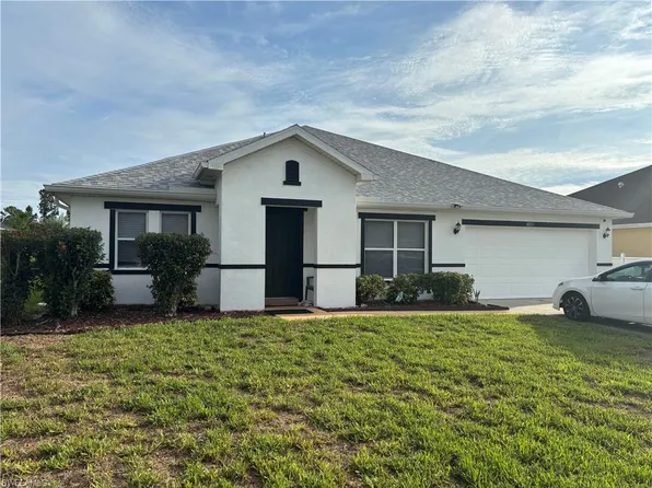 8031 Liriope LOOP, LEHIGH ACRES, FL 33972