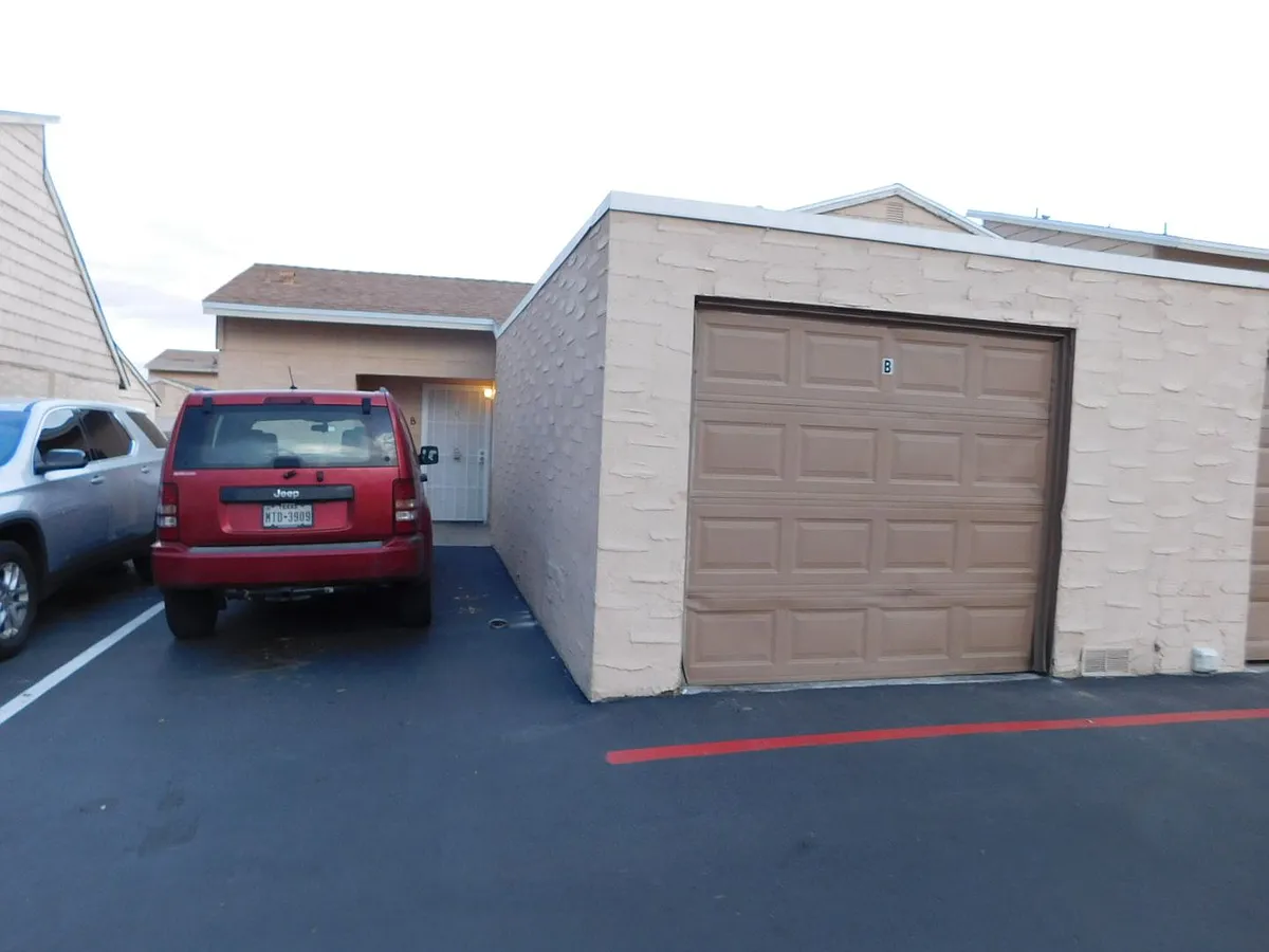 Building Photo - 5228 Greene Ln