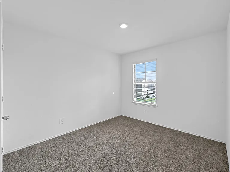 21503 Flowering Garden Ln — Photo 18