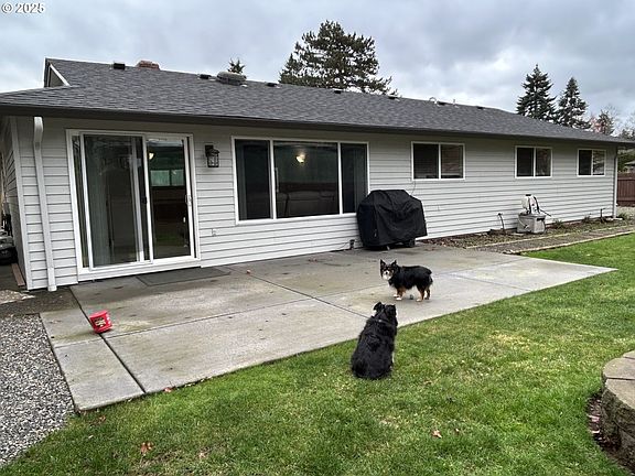 3rd image of 12800 NE 20th St