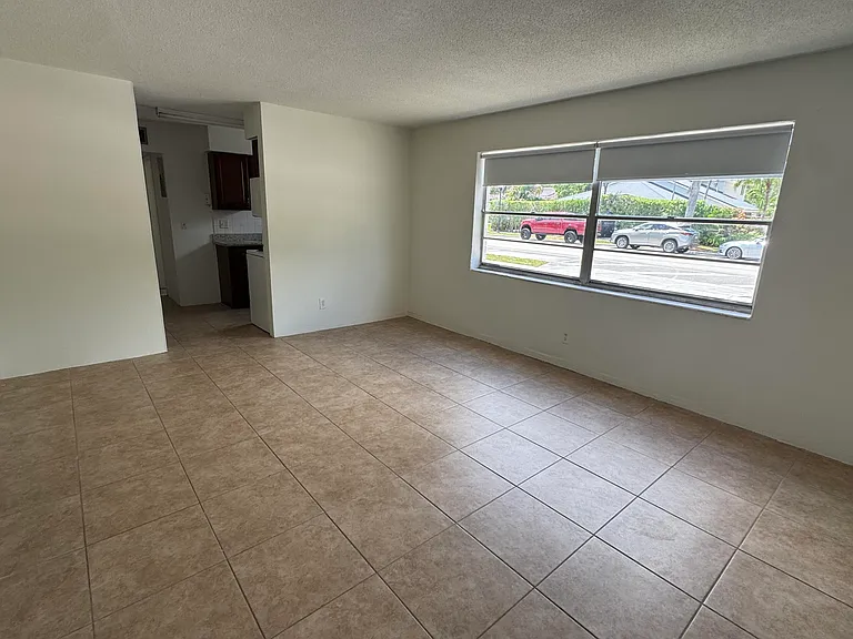 1555 Tyler St #1 — Photo 8