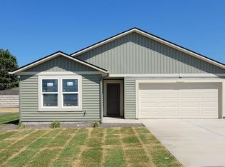 113 S Braeburn St, Deer Park, WA 99006