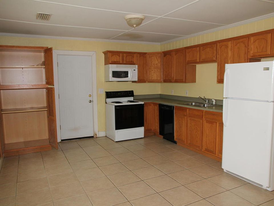 1st image of 512 Lake Powell Dr