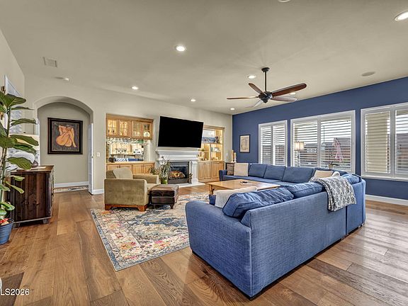 2nd image of 180 Shady Valley Rd