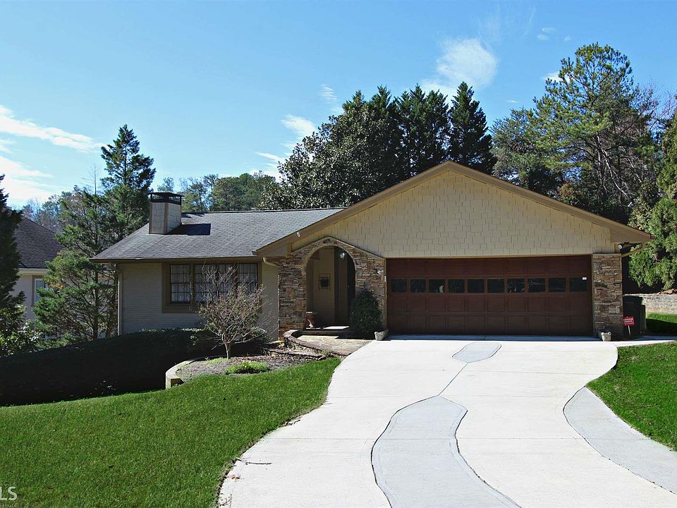 2nd image of 2994 Shady Valley Dr