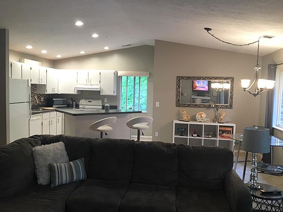 5th image of 5217 S Eaglesnest Dr #65