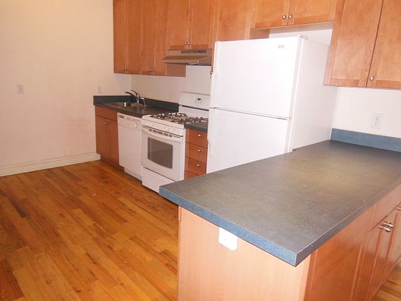 4th image of 258 W 123rd St APT 3